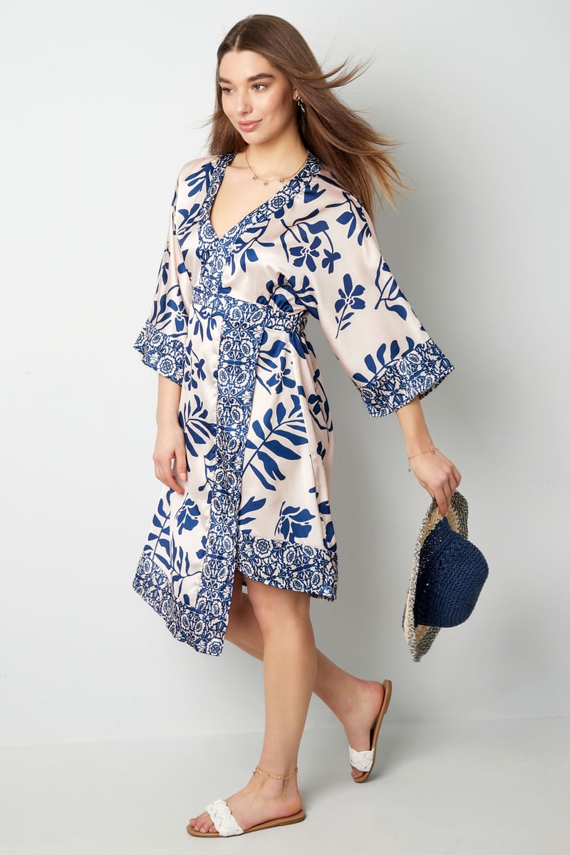 Midi dress with floral print - fuchsia