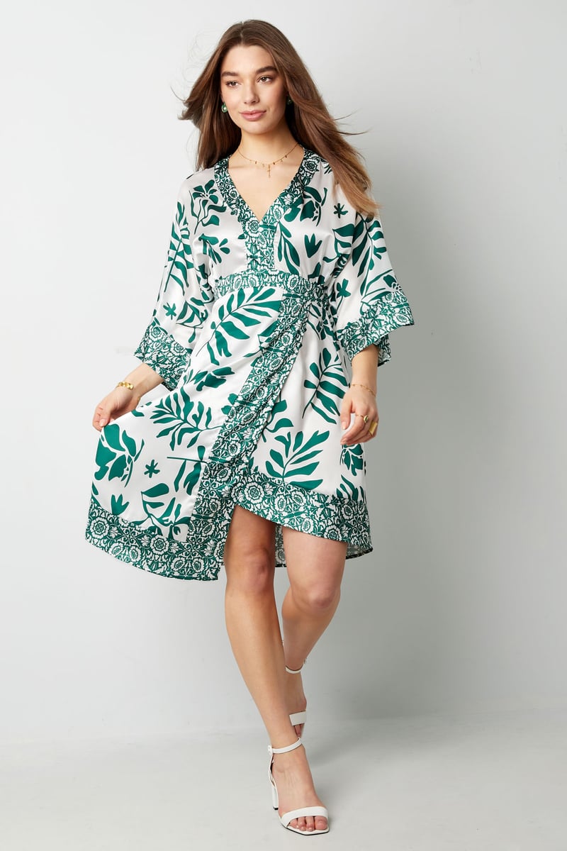 Midi dress with floral print - fuchsia