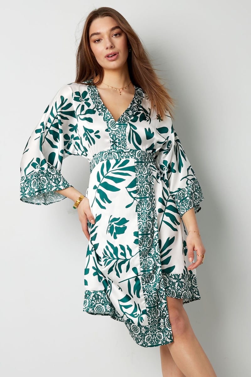 Midi dress with floral print - fuchsia