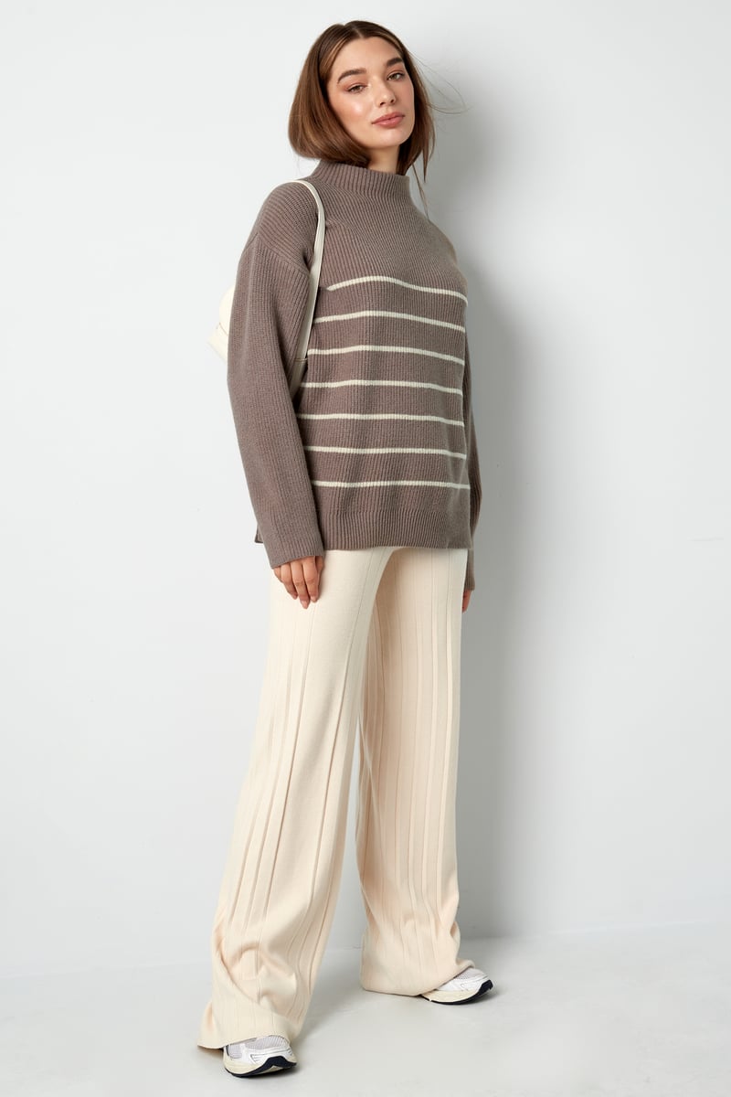 Basic Bliss sweater - orange pink