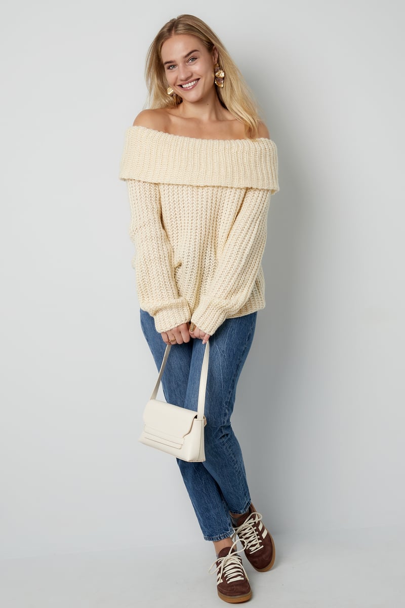 Off-the-shoulder Sweater