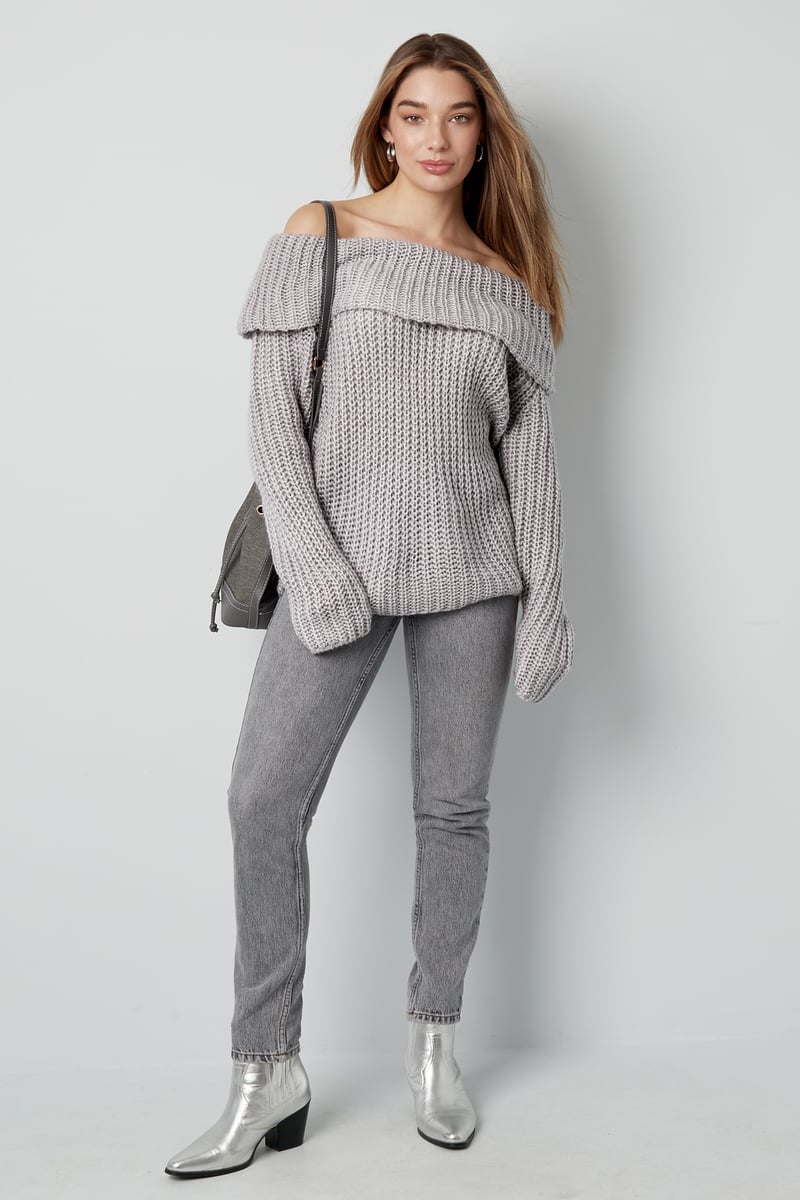 Off-the-shoulder Sweater