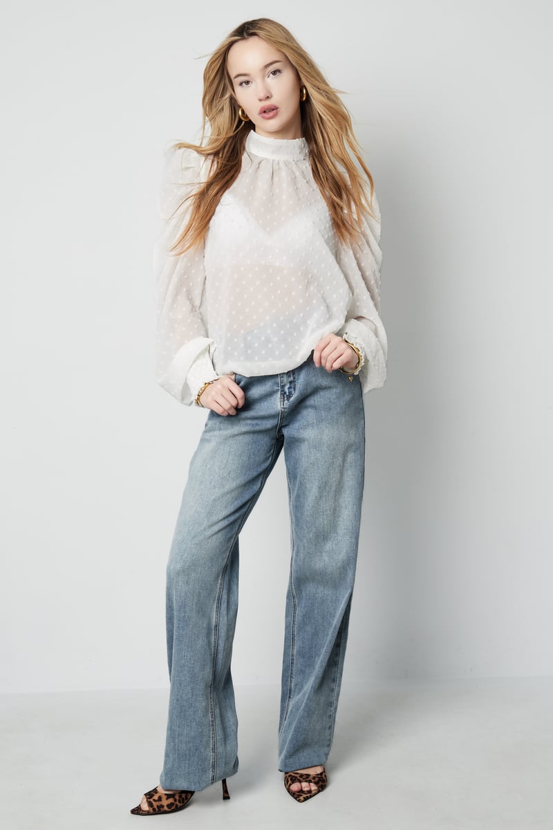 Blouse with dots