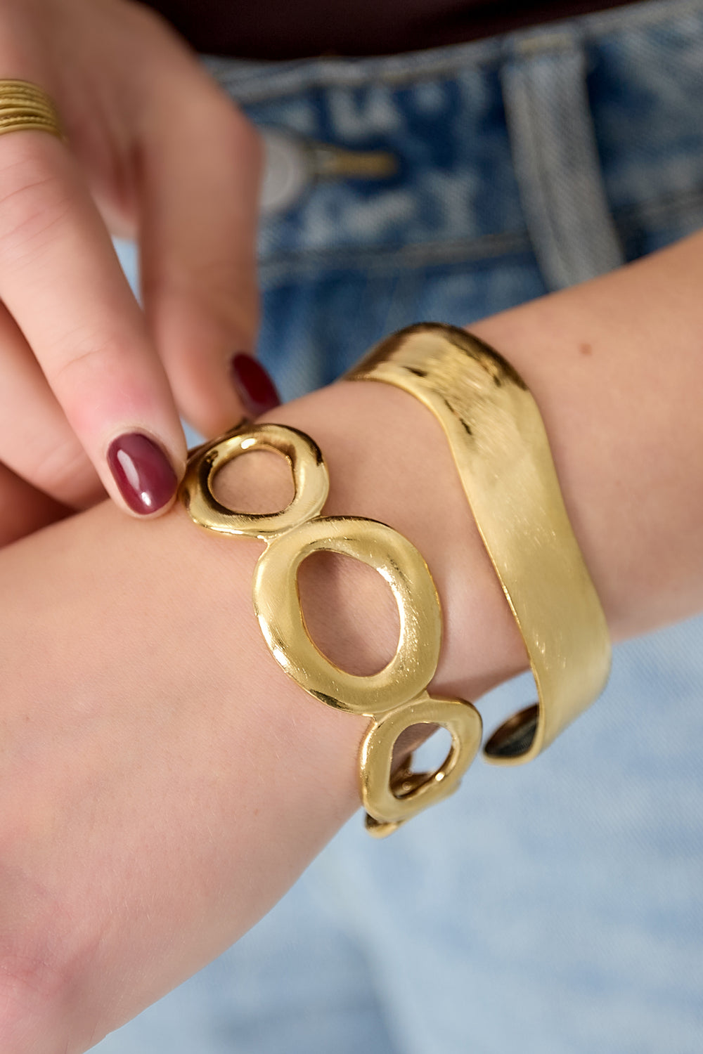 Stainless Steel Circles Bangle