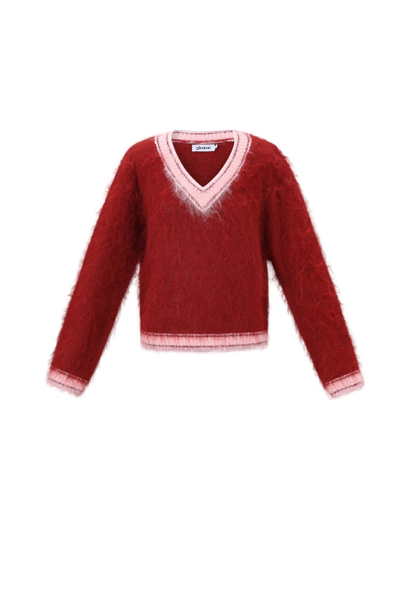 Sporty Knit V Neck